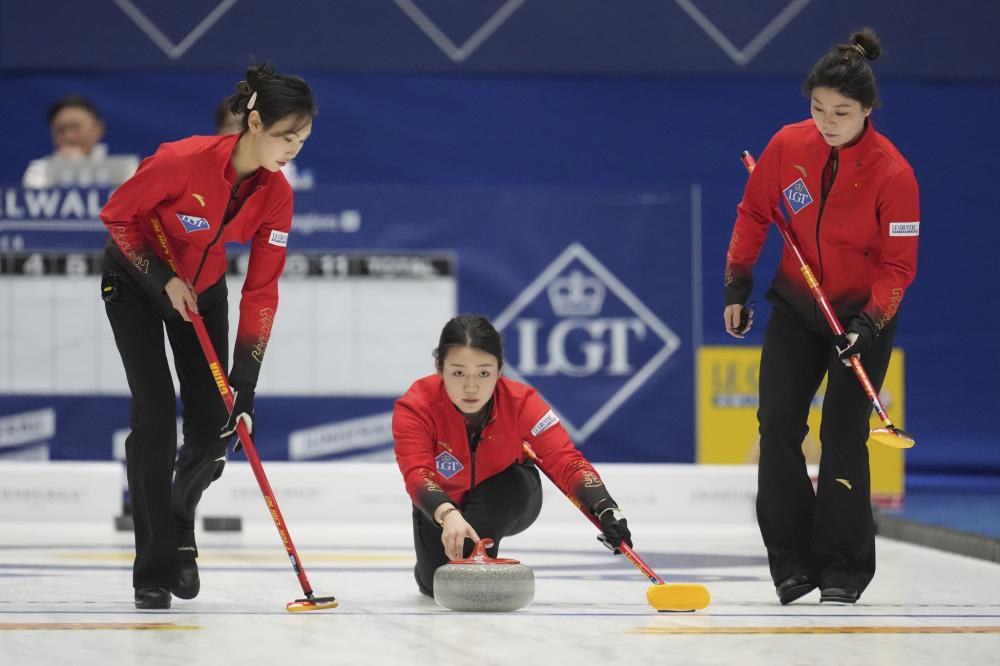 一个断球后 一个断球后